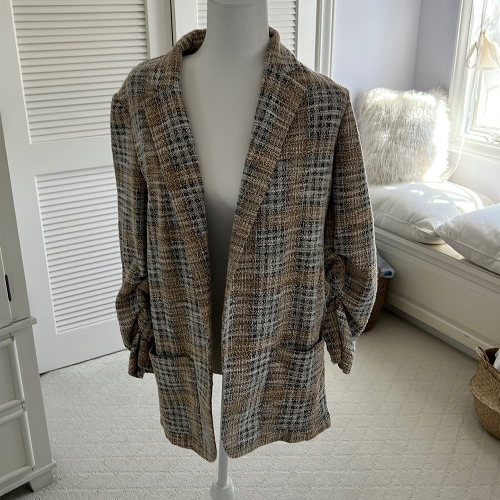 Max studio 3/4 sleeve jacket